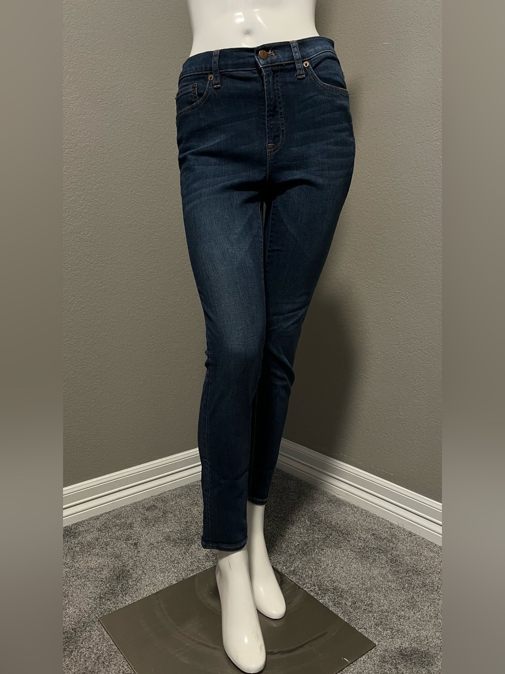 J. Crew Women's Mid-I Wash Blue High - Rise Stretch Skinny Jeans Size 28